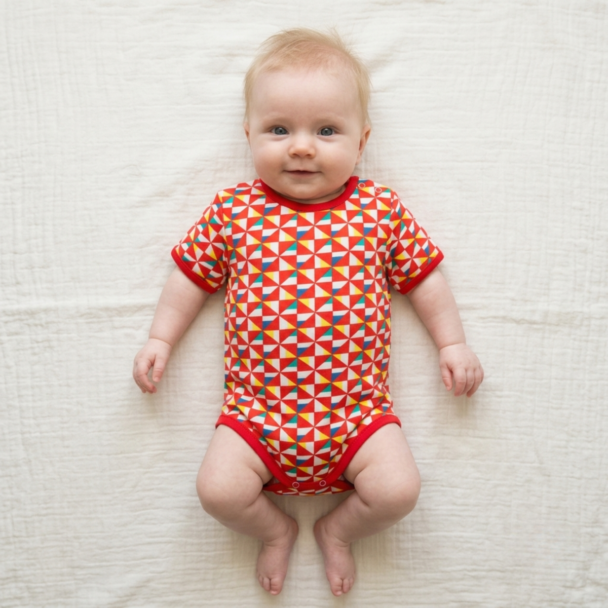 Ola! Otter Organic Cotton Half Sleeve Bodysuit for Babies | Baby Onesie | Baby Romper Sustainable Infant & Newborn Wear | Soft & Comfortable |